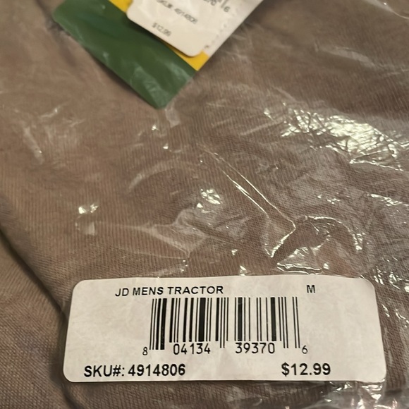 Set of 2 John Deere T shirts - Picture 2 of 5